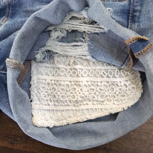 American Eagle shorts SZ 8 - Picture 6 of 6